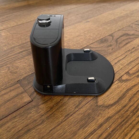 iRobot Authentic Dock T9 – No Power Adapter Included - Picture 2 of 7